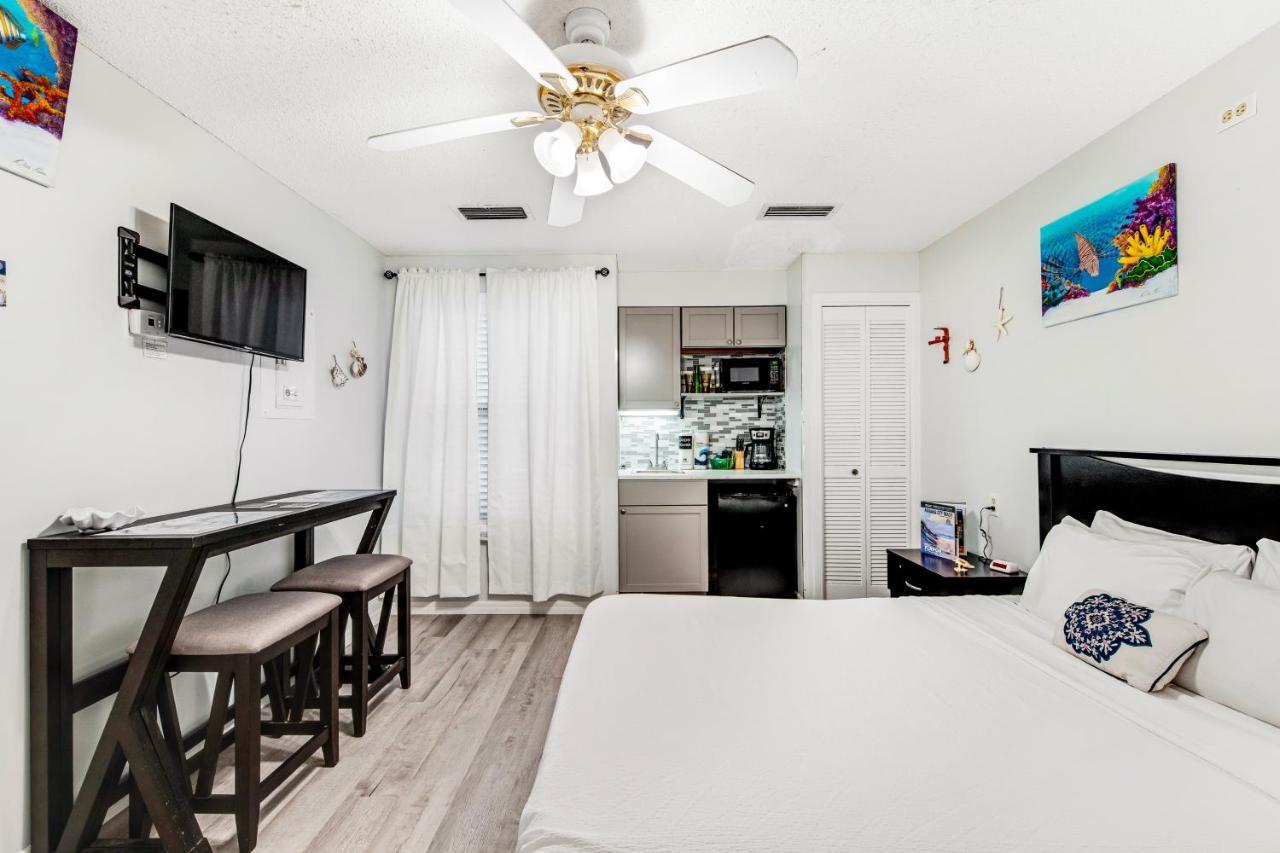 The Inn At St. Thomas Square #1203A Panama City Beach Exterior photo